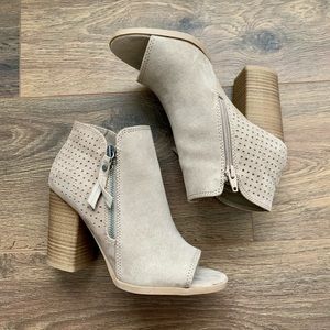 Universal Thread Open Toe Heeled Bootie - Wide